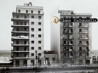 Fu infatti in quel periodo che questa zona cominci� a popolarsi con la realizzazione di palazzi residenziali...